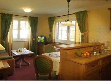 Triendlhof بيت ضيافة